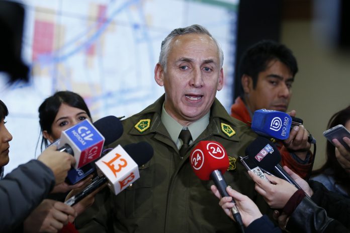 General Gajardo Vistoso cuando era parte del Departamento de Intelegencia de Carabineros. Fotografía de la web.